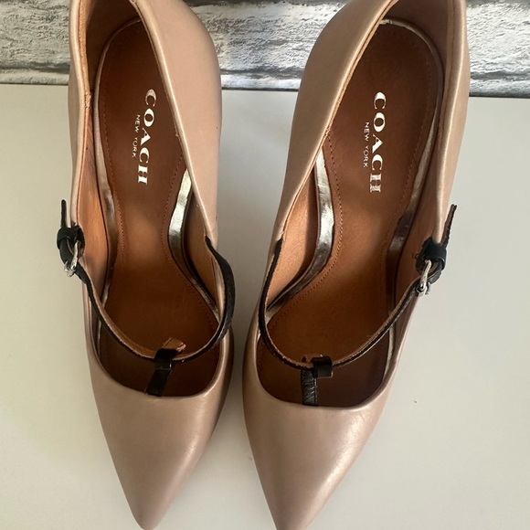 Coach Fulton Mink Grey and Black Heels (Size 6.5/7) - Picture 4 of 9